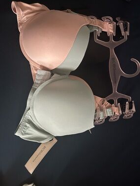 BCBG Blush Pink and Cream Smooth T-Shirt Bra